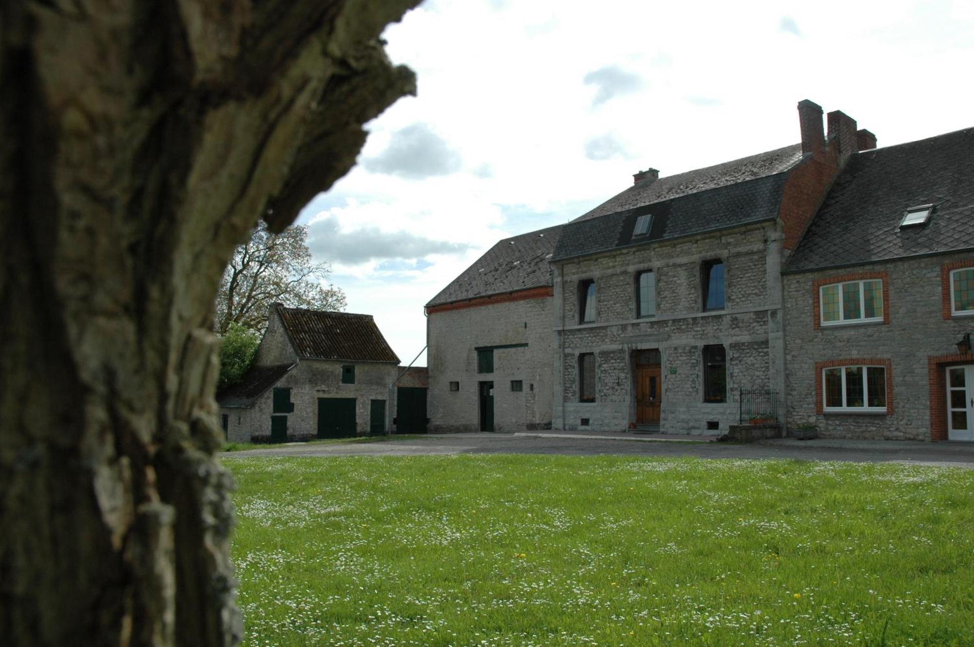 B&B La Place Verte Surice Exterior photo